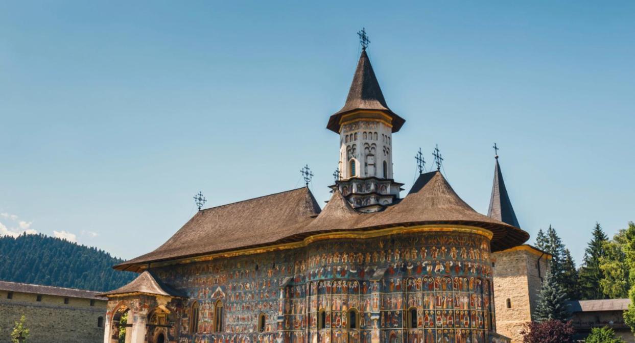 Luxury Bucovina Appartement Gura Humorului Buitenkant foto